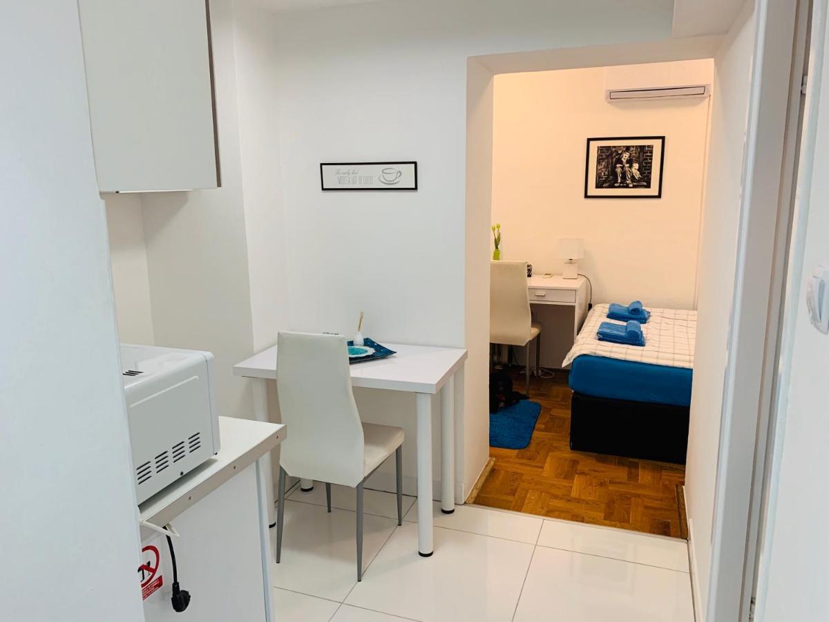 Studio Apartment Ivana Zagreb Exterior foto